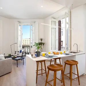  Apartamento Thyssen Cisneros By Rent Me España